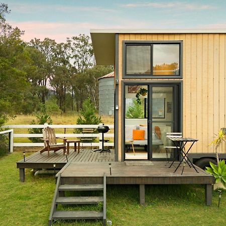 Yellow Rock Views By Tiny Away Broke Exterior foto