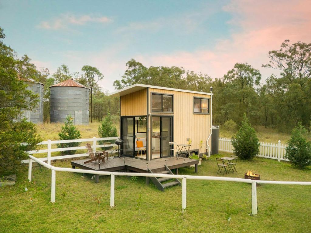 Yellow Rock Views By Tiny Away Broke Exterior foto