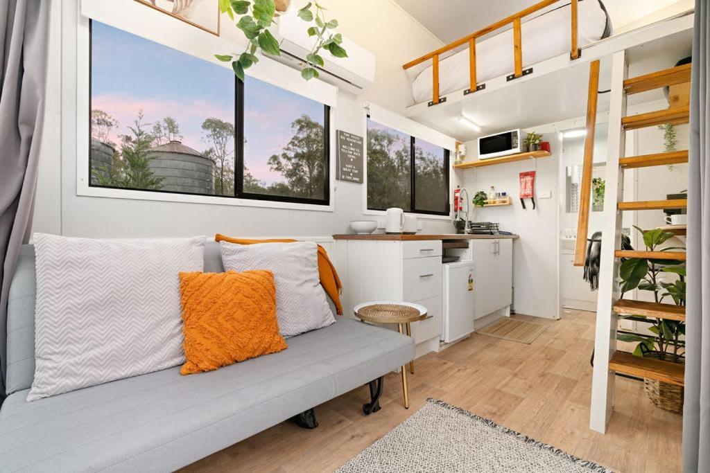 Yellow Rock Views By Tiny Away Broke Exterior foto